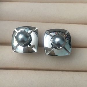 10mm Black Pearl Cufflink